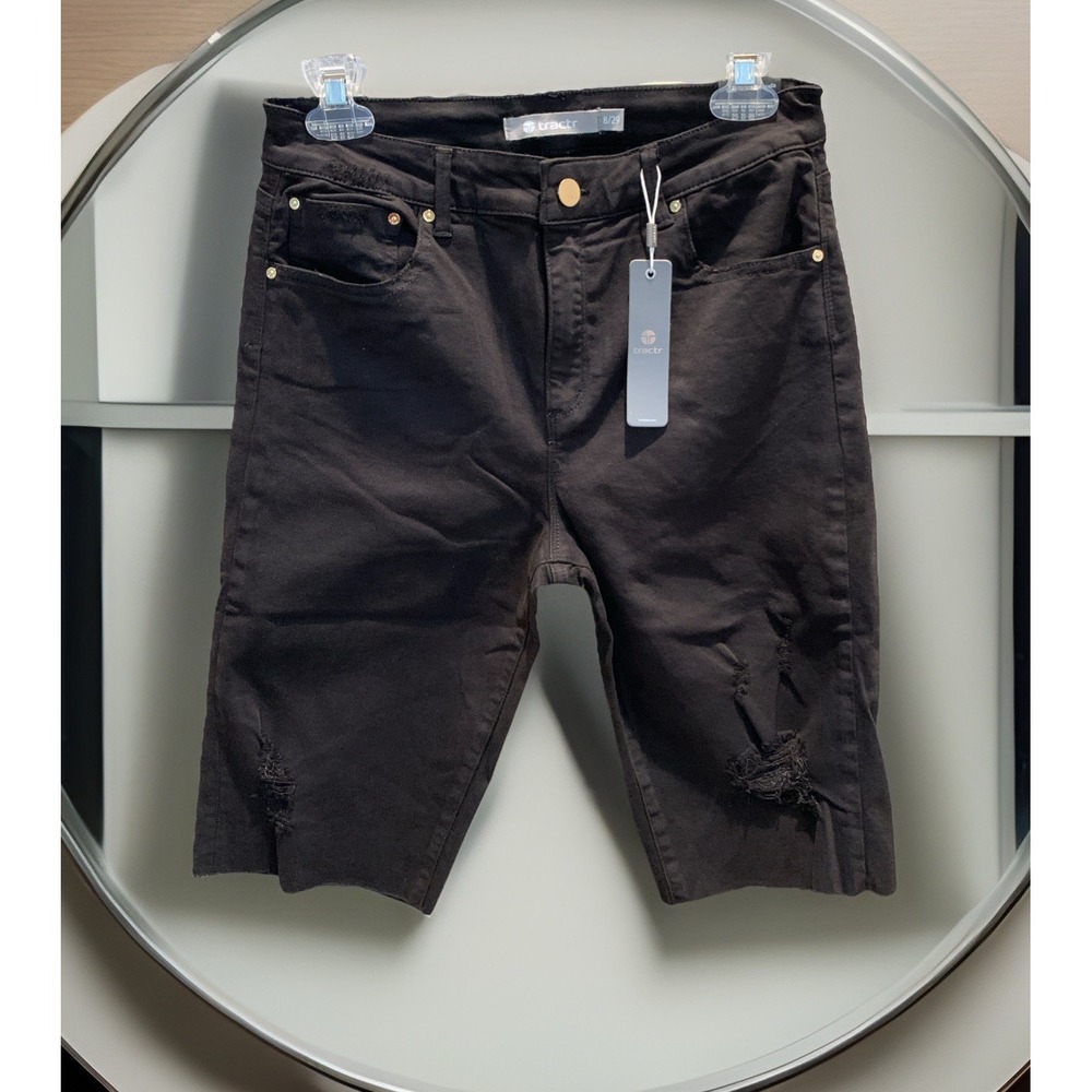 NWT Tractr Black Denim Bermuda Shorts‎ Womens Size 8/29 Mid Rise Distressed